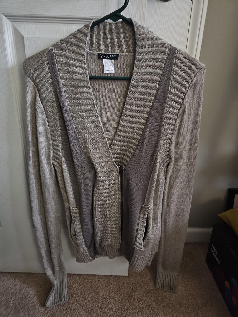 VENUS Two-Tone Taupe Zip-Up Shawl Collar Cardigan